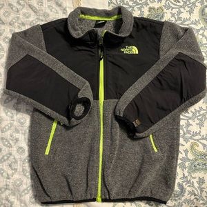 The North Face Denali Boy’s Size 5